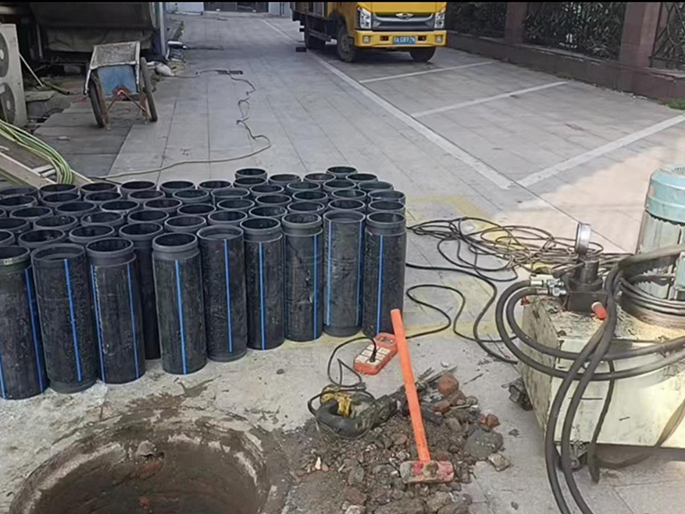 杜集PE置换管厂家 DN315置换管 非开挖管短管置换